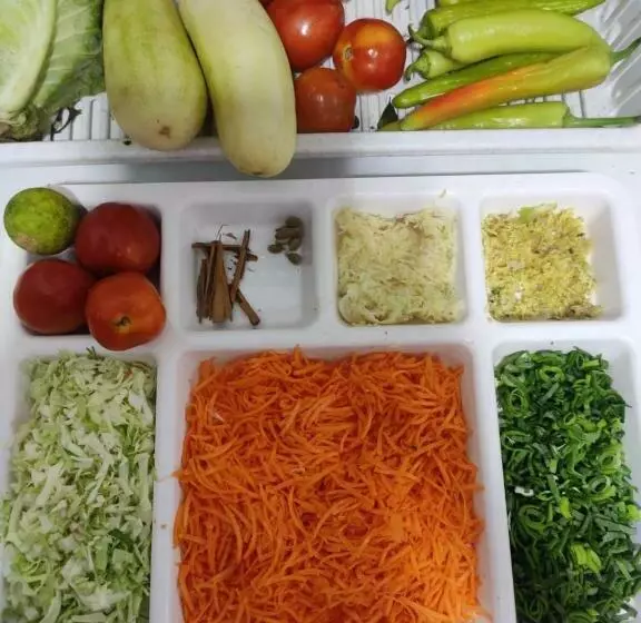 ペンション Happy Hours Guest House & Restaurant