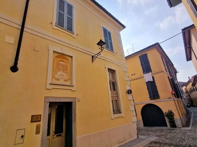 Aamiaismajoitus (B&B) Relais Vimercati