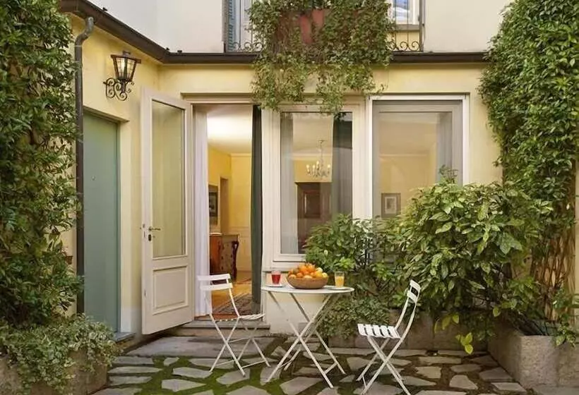 Aamiaismajoitus (B&B) Relais Vimercati