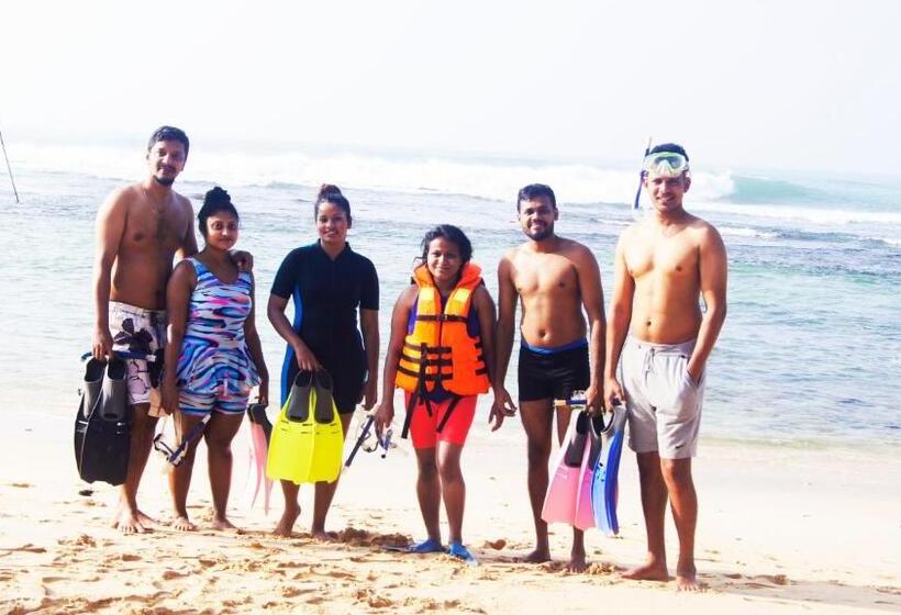 ペンション Madiha Surf House Lanka