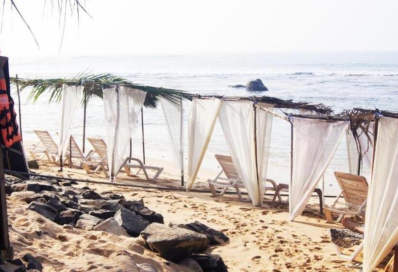 ペンション Madiha Surf House Lanka