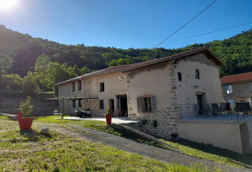 مبيت وإفطار Maison De Nant