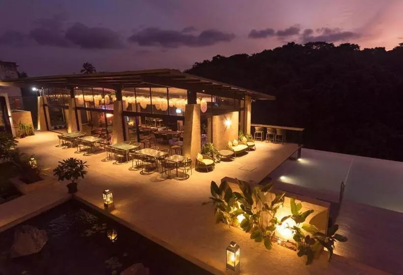 ホテル East India House