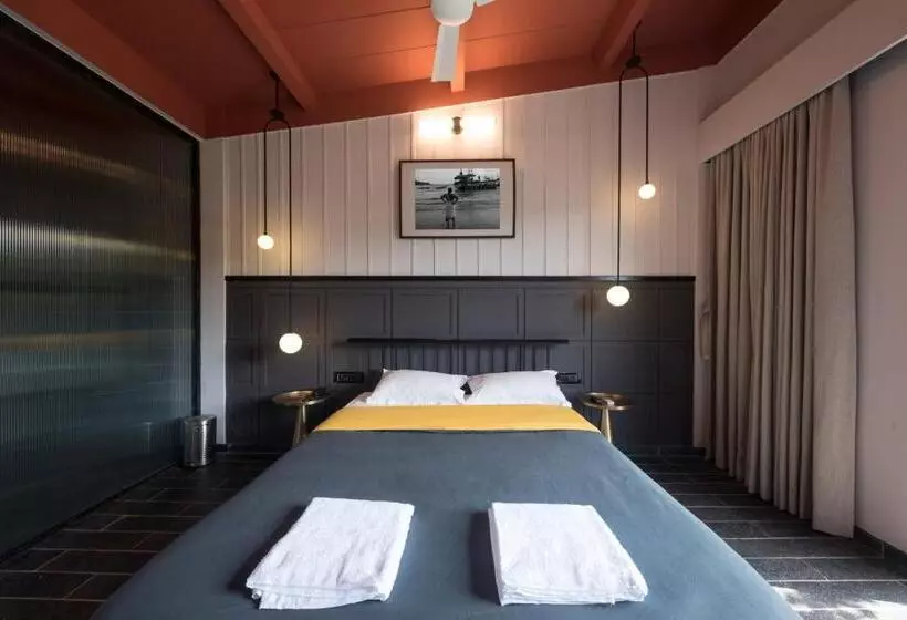 ホテル East India House