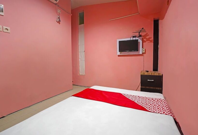 فندق Oyo 91743 Choirul Residence