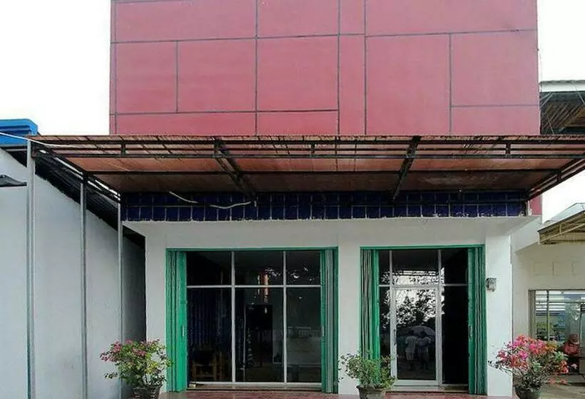 هتل Reddoorz Syariah Near Universitas Bengkulu