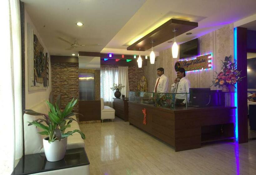 酒店 Royal Shades Kodihali