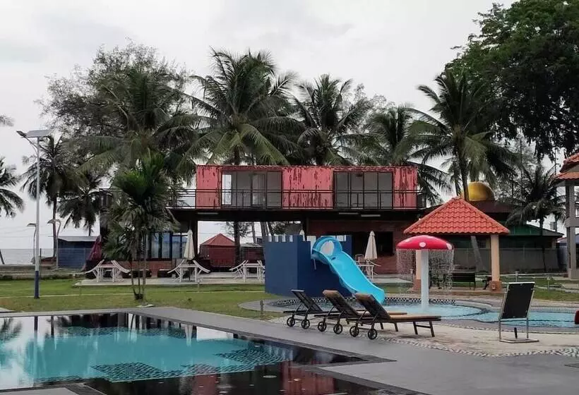 هتل Tunas Resort Port Dickson