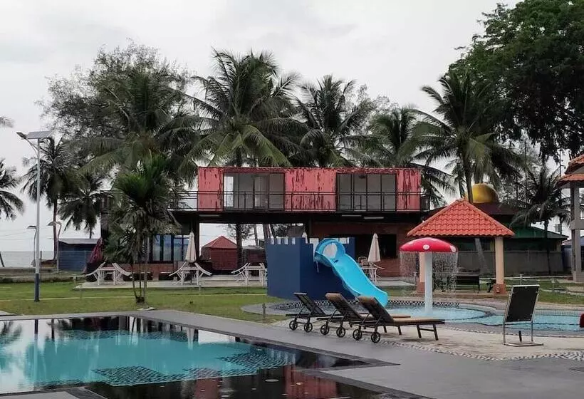 هتل Tunas Resort Port Dickson