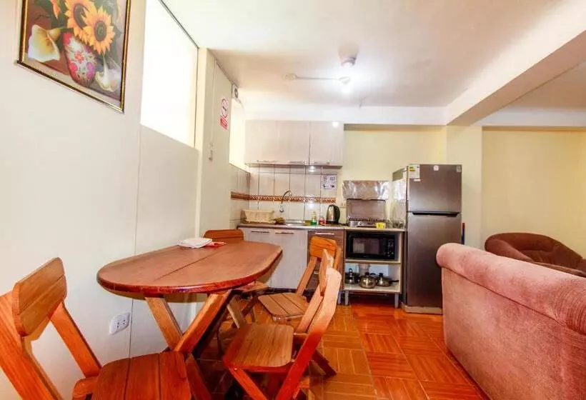 پانسیون T Ika Guest House