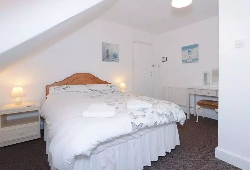 تختخواب و صبحانه Sandy Bay Guest House