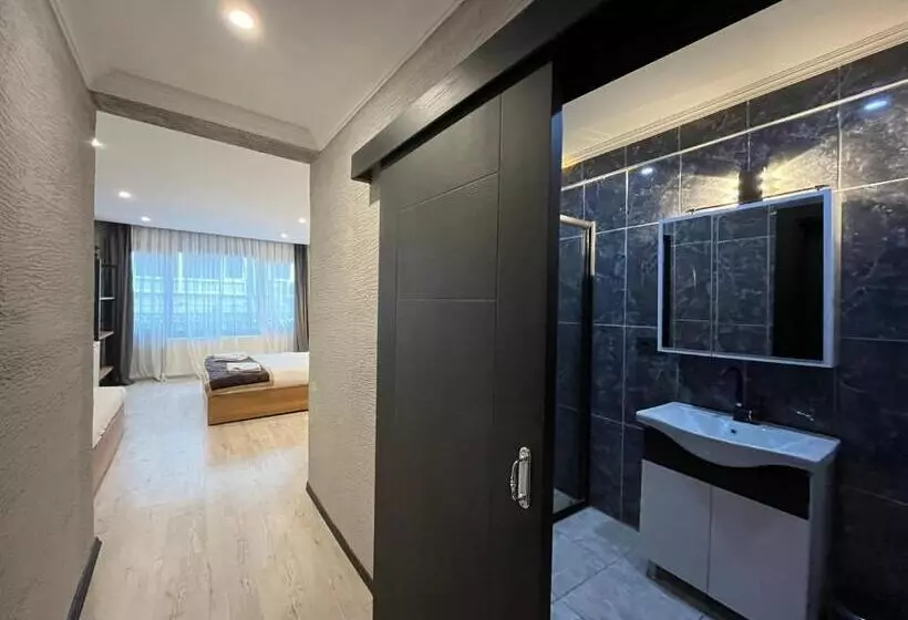 Saffron Hotel Old City