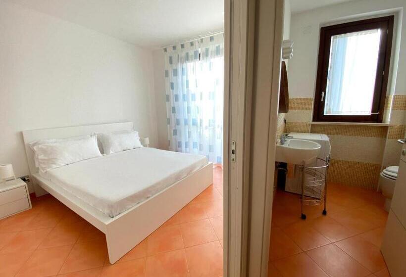 בית מלון כפרי Adamo Ed Eva Resort