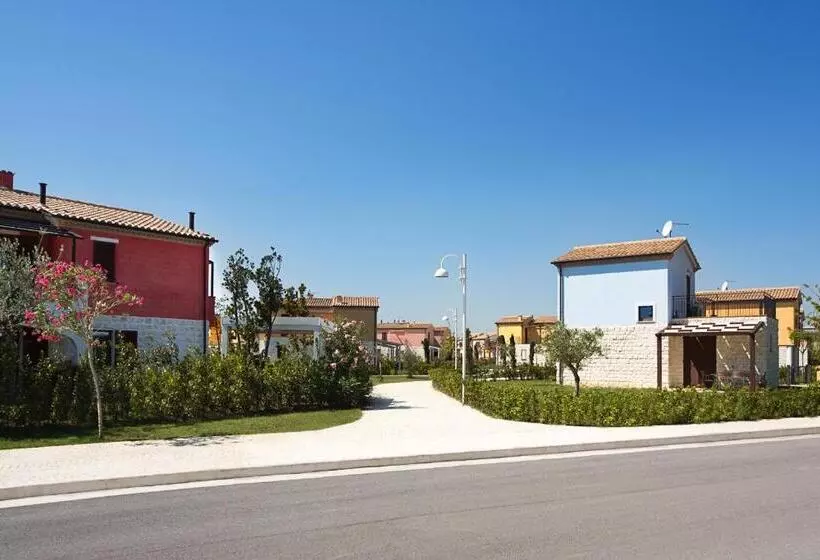 فندق Adamo Ed Eva Resort