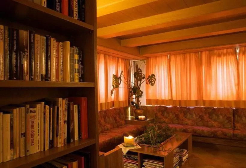 ホテル Albergo Bellaria