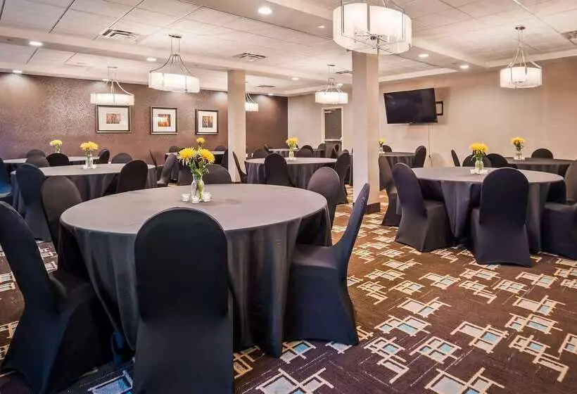 ホテル Best Western Plus Atrium Inn & Suites