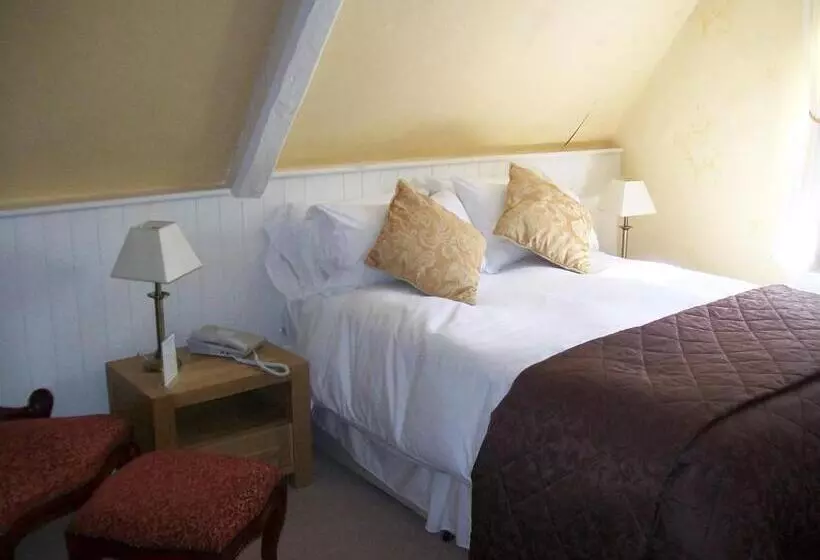 Отель Chapel House