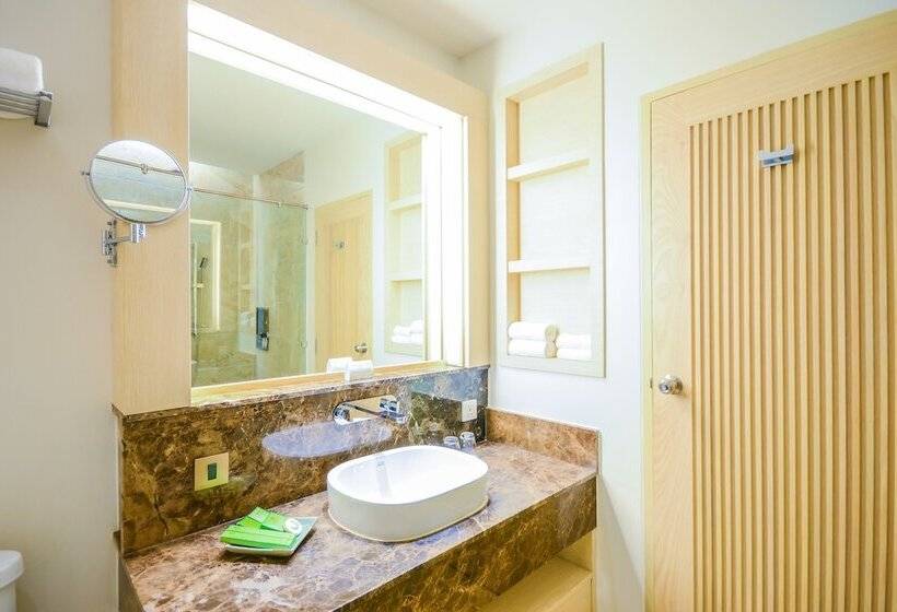 호텔 Crystal Wild Resort Panwa Phuket