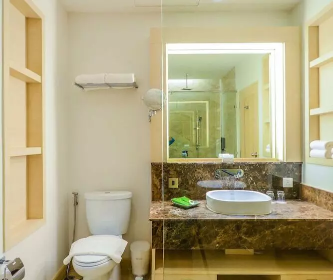 Отель Crystal Wild Resort Panwa Phuket