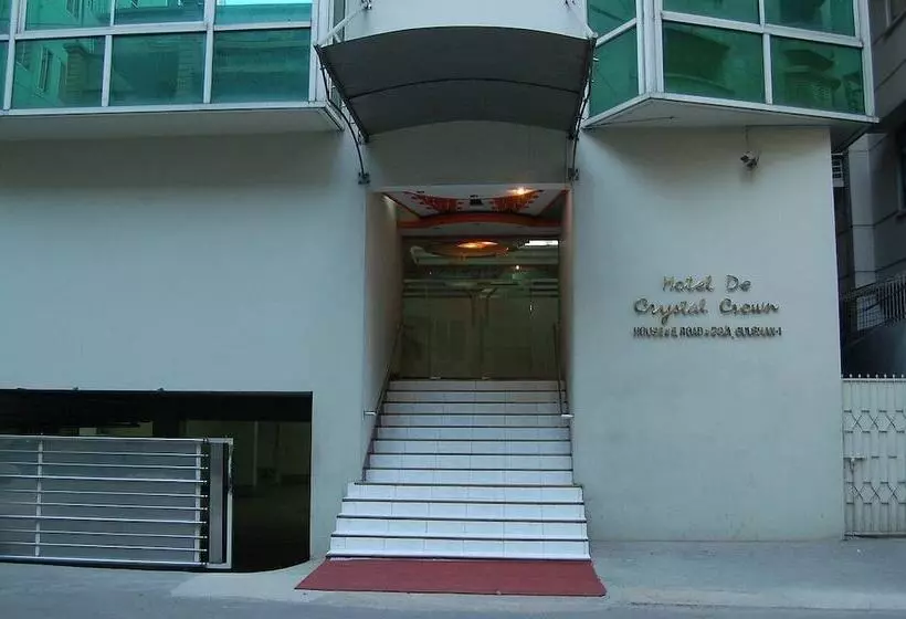 هتل De Crystal Crown
