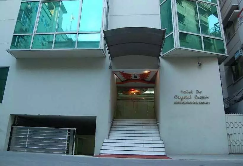هتل De Crystal Crown