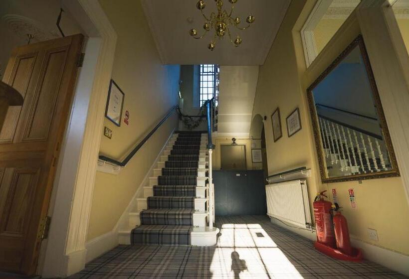 Hotelli Duthus Lodge Guest House