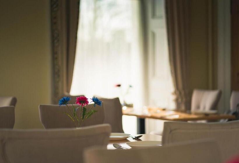 Hotelli Duthus Lodge Guest House