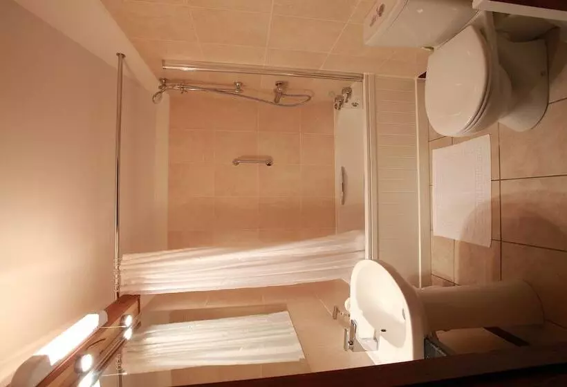 호텔 Ewenny Farm Guest House