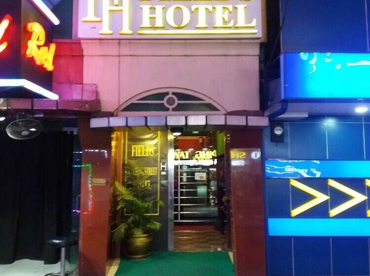 Hotel Fields Walking Street
