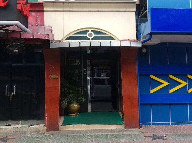 Hotel Fields Walking Street