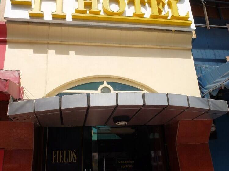 Hotel Fields Walking Street