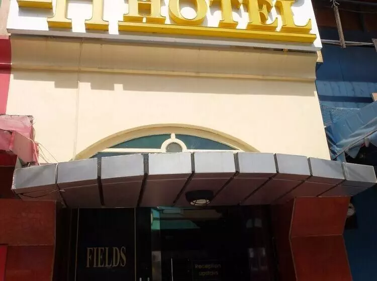 Отель Fields Walking Street