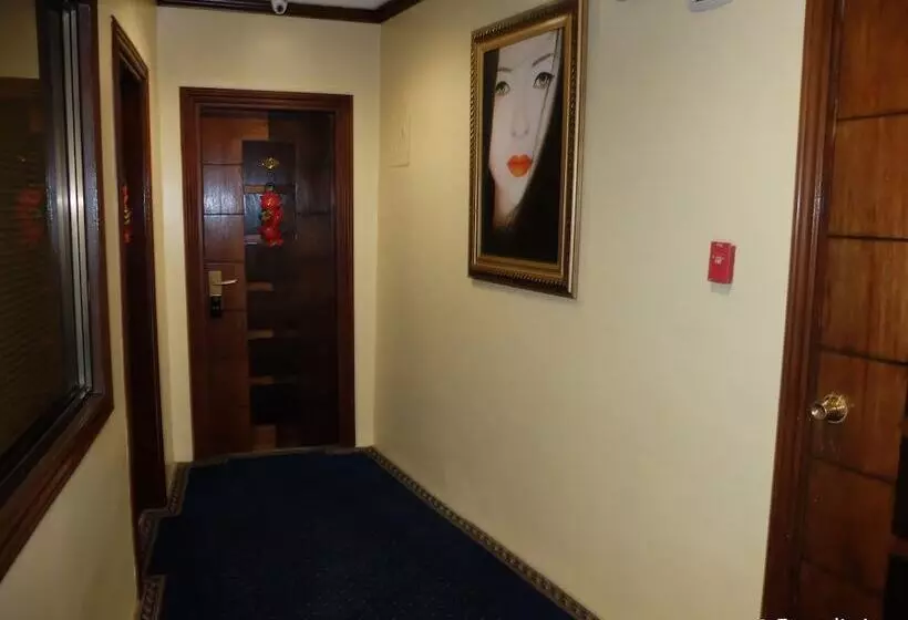 Отель Fields Walking Street