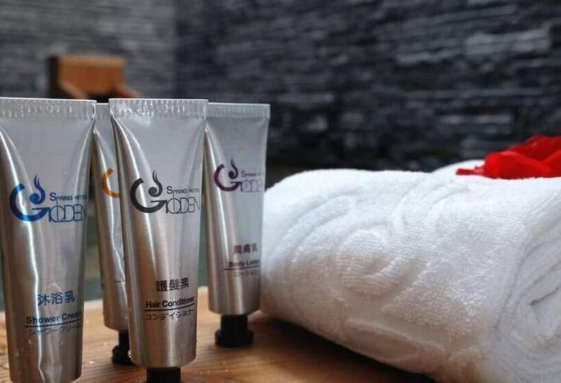 هتل Golden Hot Spring