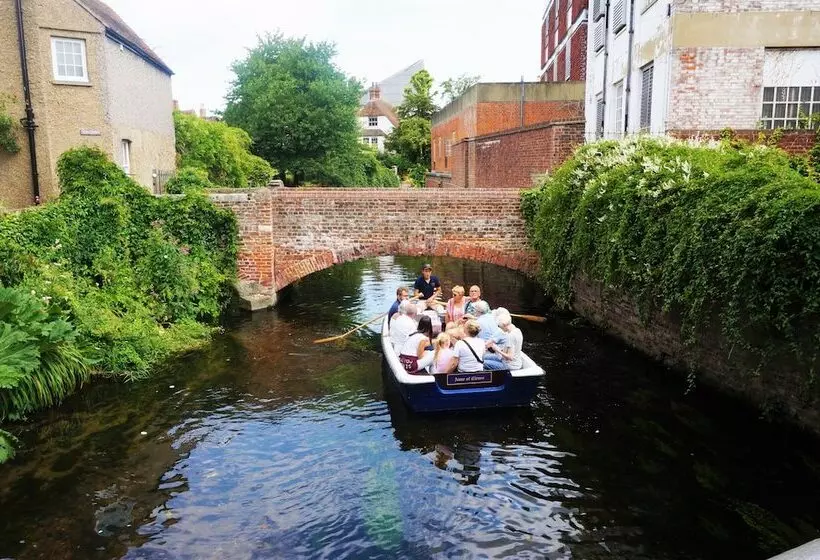 هتل Greyfriars Lodge Canterbury