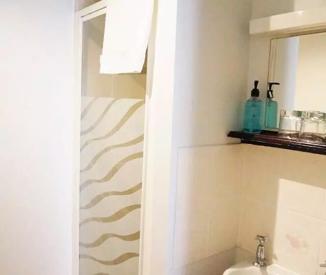 هتل Greyfriars Lodge Canterbury