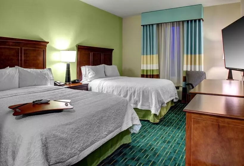 호텔 Hampton Inn & Suites Coconut Creek