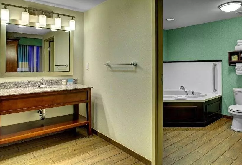 호텔 Hampton Inn & Suites Coconut Creek