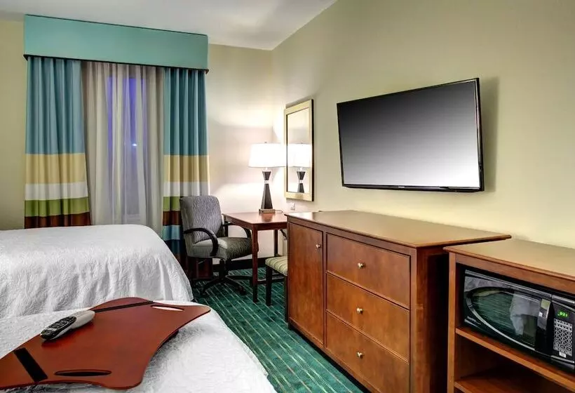호텔 Hampton Inn & Suites Coconut Creek