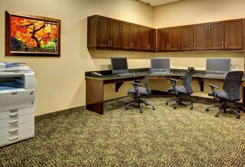 호텔 Hampton Inn & Suites Coconut Creek