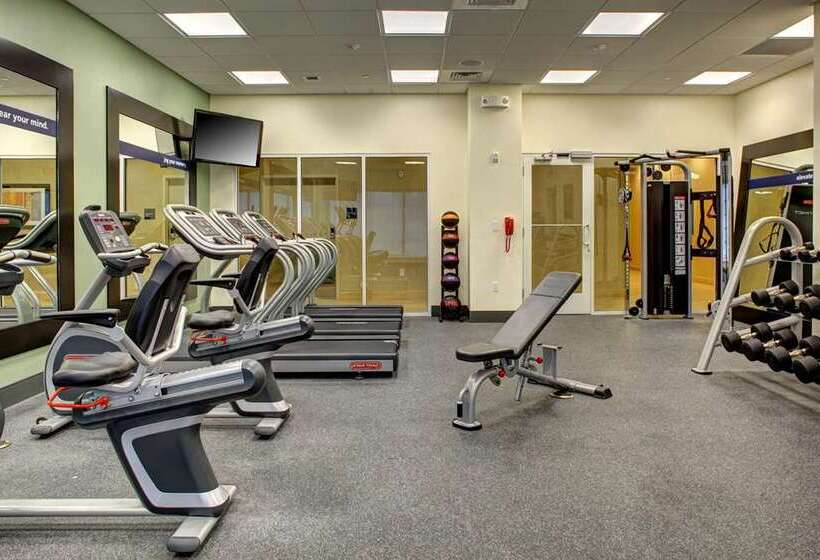 فندق Hampton Inn & Suites Coconut Creek