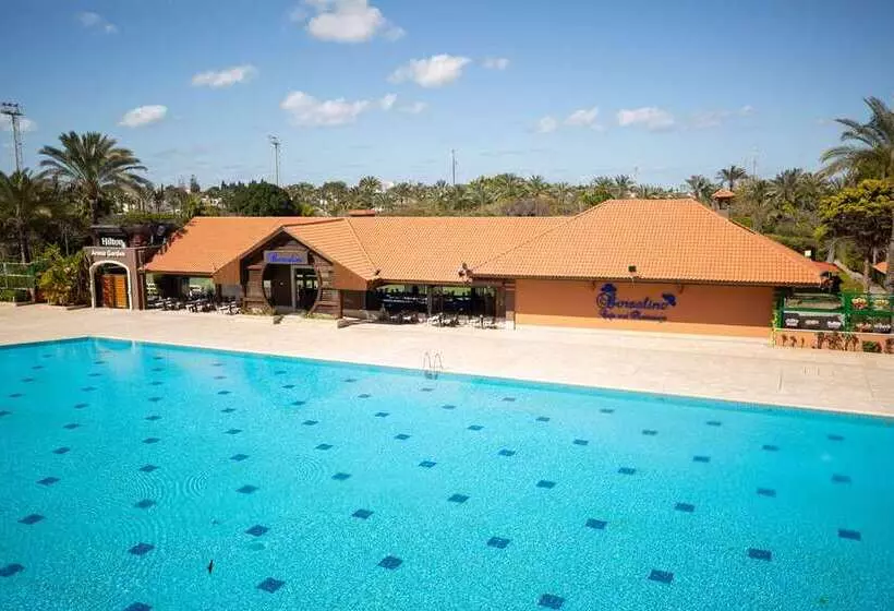 בית מלון כפרי Hilton Alexandria King S Ranch