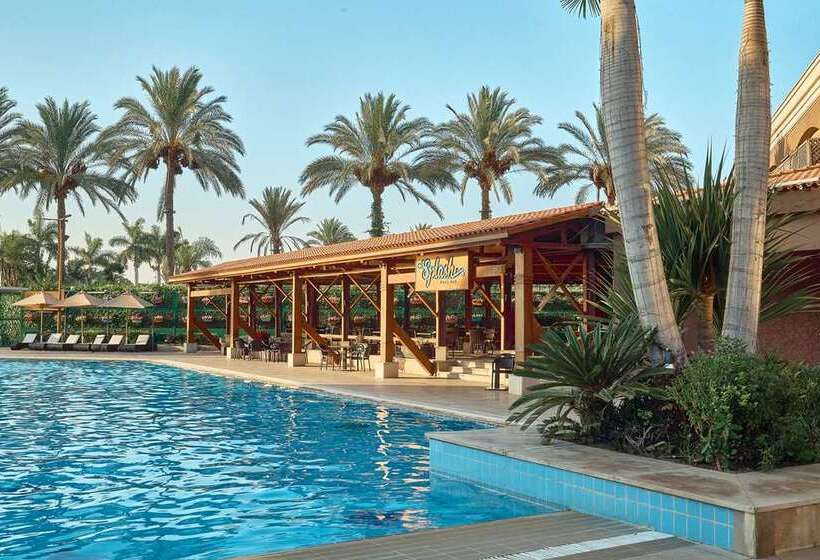 هتل Hilton Alexandria King S Ranch