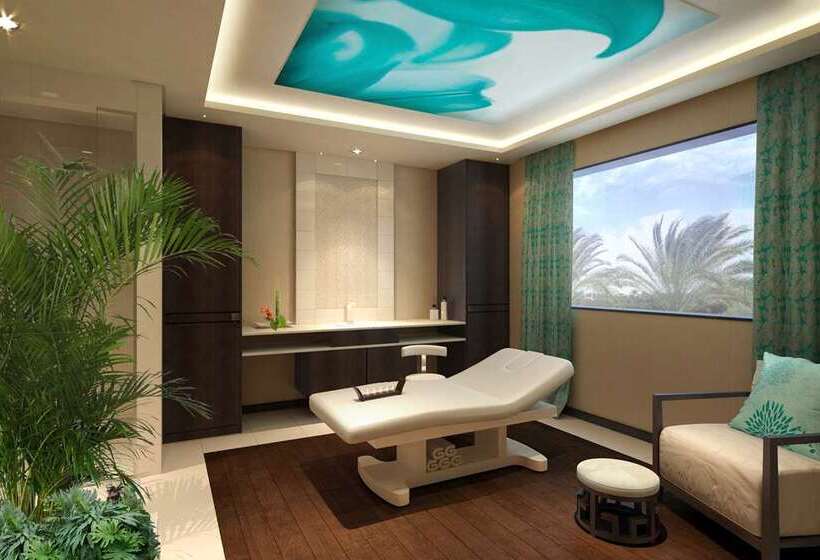 هتل Hilton Alexandria King S Ranch