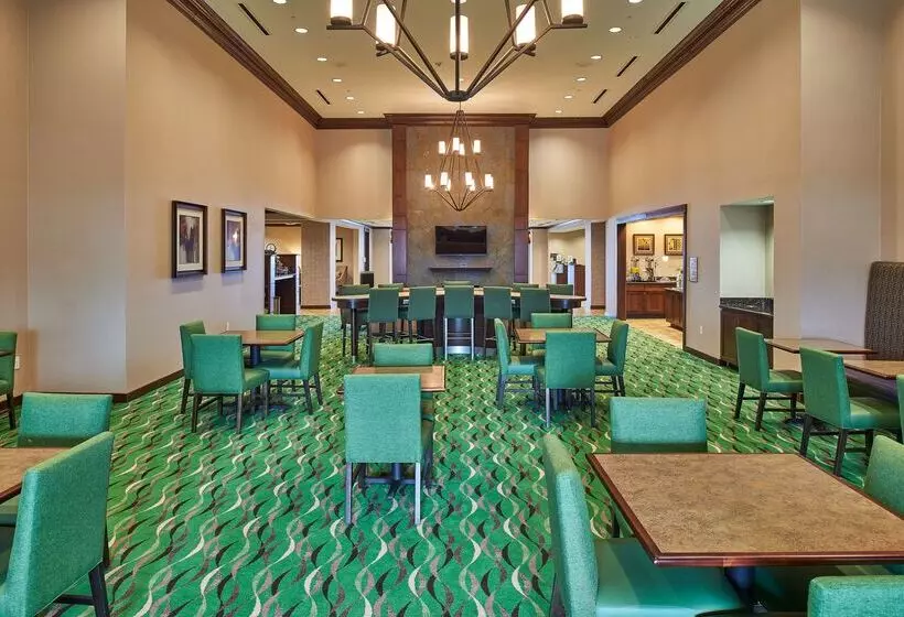 هتل Homewood Suites By Hilton Odessa