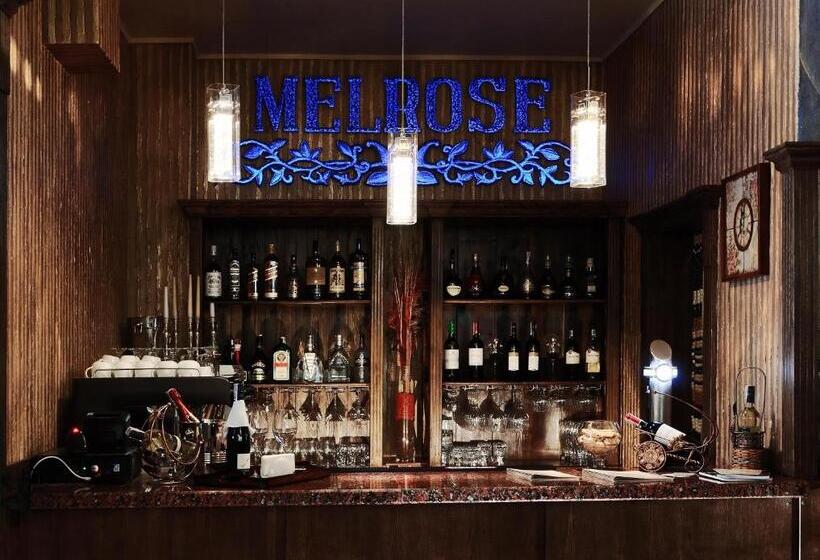 فندق Melrose