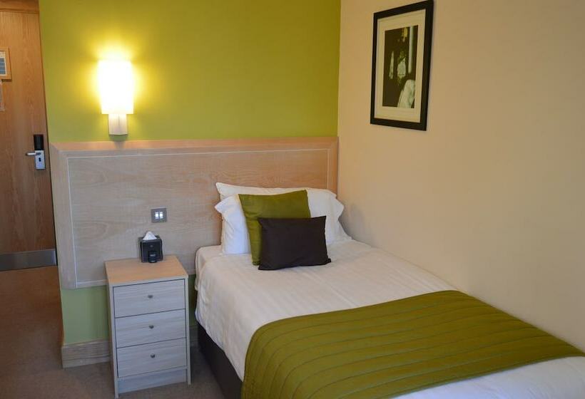 فندق ريفى Canterbury Cathedral Lodge