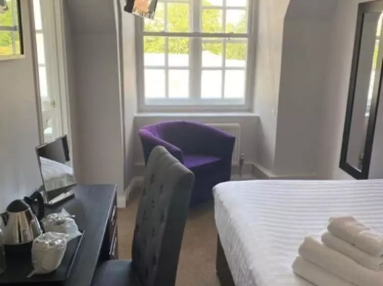 فندق ريفى Canterbury Cathedral Lodge