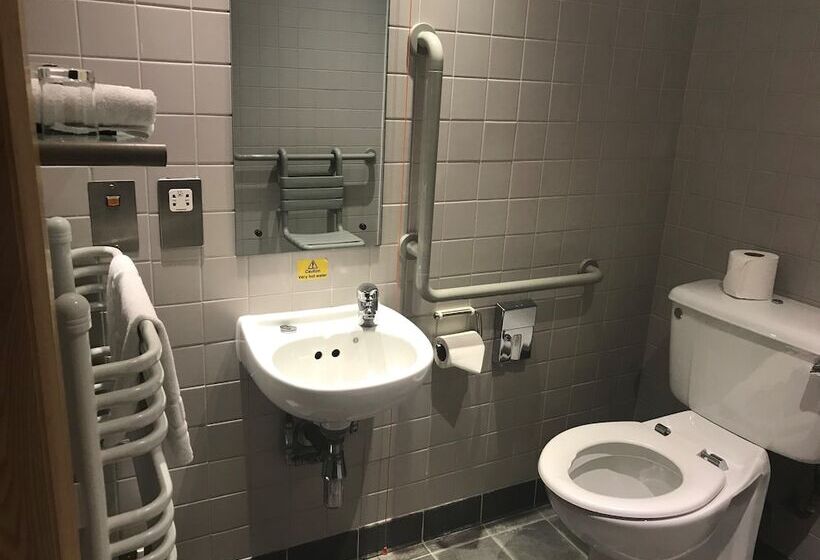 فندق ريفى Canterbury Cathedral Lodge