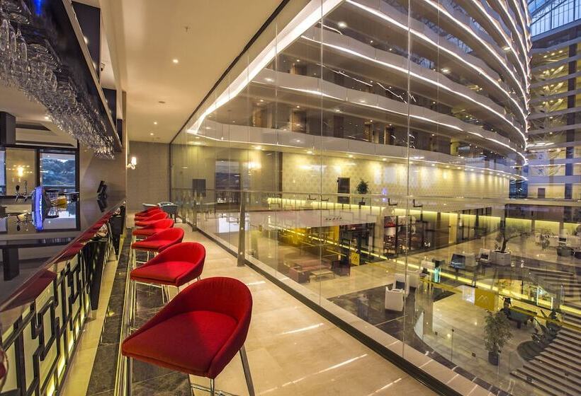 فندق Liberty Kuşadası   All Inclusive